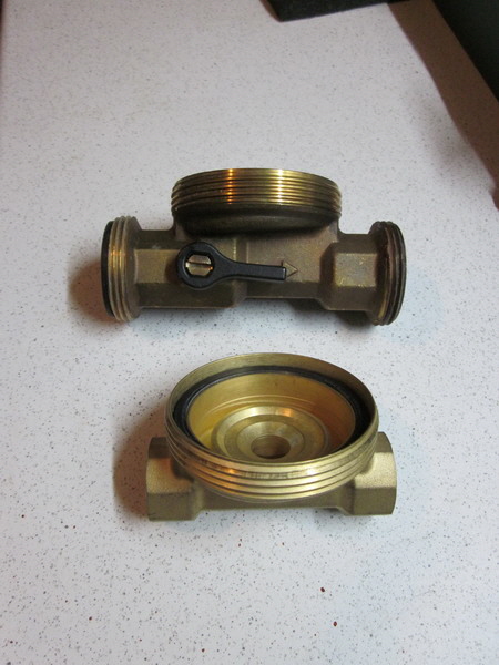 Pumpenunterteil mit und ohne Rückschlagventil